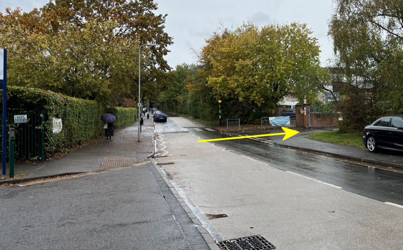 Entrance to car park on Station Road when approaching from B4187 Worcester Road lights.
